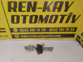 827218403R RENAULT MEGANE 4 SOL ARKA CAM KRİKOSU ORJ ÇIKMA