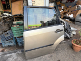 Oto Çıkma Parça / Ford / Fiesta / Oto Cam / Kapı Camları / Çıkma Parça 