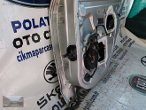Oto Çıkma Parça / Renault / Megane / Kaporta & Karoser / Sağ Arka Kapı / Çıkma Parça 
