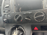 VOLKSWAGEN TRANSPORTER T5 2.5 TDİ ÇIKMA ORJ KLİMA KONTROL PANELİ