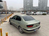Hasarlı & Kazalı Oto / Renault / Megane