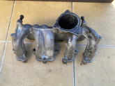 Oto Çıkma Parça / Volkswagen / Touareg / Motor / Emme Manifoldu / Çıkma Parça 