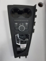 8W1864261C AUDİ A4 ORTA KONSOL