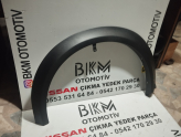 Juke bodik çamurluk ön sol