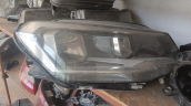 Volkswagen Caddy sağ far çıkma
