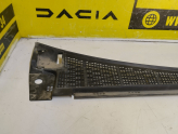 Oto Çıkma Parça / Renault / Megane / Oto Cam / Ön Cam Izgarası / Çıkma Parça 