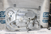 Oto Çıkma Parça / Ford / Focus / Oto Cam / Cam Krikosu / Çıkma Parça 