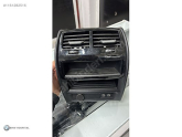 BMW G30 5 SERİSİ ARKA ÜFLEME ŞARJLI KONSOL ÇIKMA ORJİNAL
