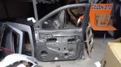 Oto Çıkma Parça / Nissan / Navara / Kaporta & Karoser / Sağ Ön Kapı / Çıkma Parça 