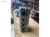 Oto Çıkma Parça / Volkswagen / Passat / Motor / Silindir Kapağı / Çıkma Parça 