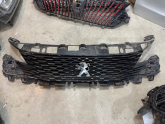 PEUGEOT 3008 ÇIKMA ORJİNAL ÖN PANJUR BD2