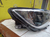 Oto Çıkma Parça / Volkswagen / Passat / Far & Stop / Sağ Ön Far / Sıfır Parça 