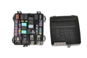 Oto Çıkma Parça / Honda / CR-V / Elektrik / Sigorta Kutusu / Çıkma Parça 
