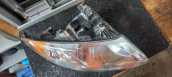 Oto Çıkma Parça / Chrysler / Voyager / Far & Stop / Sağ Ön Far / Çıkma Parça 