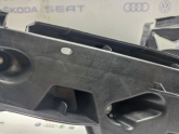 Oto Çıkma Parça / Audi / Q5 / Kaporta & Karoser / Bakalit / Sıfır Parça 