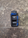 VOLKSWAGEN POLO 2009-14 ARASI ARKA CAM DÜĞMESİ ÇIKMA ORJİNAL