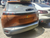 Peugeot 2008 arka bagaj kapağı sökme hatasız