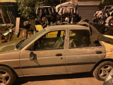 Oto Çıkma Parça / Ford / Escort / Kaporta & Karoser / Sağ Ön Kapı / Çıkma Parça 