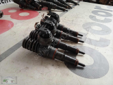 Oto Çıkma Parça / Volkswagen / Jetta / Motor / Enjektör / Çıkma Parça 