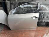 Oto Çıkma Parça / Toyota / Corolla / Kaporta & Karoser / Sağ Ön Kapı / Çıkma Parça 