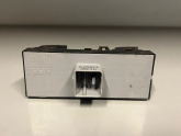 Oto Çıkma Parça / Volkswagen / Passat / Oto Cam / Cam Düğmesi / Çıkma Parça 