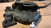 VOLKSWAGEN PASSAT ÖN SOL KAPI KİLİDİ 5TB837015
