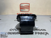 Oto Çıkma Parça / Volkswagen / Jetta / Klima / Klima Kompresörü / Çıkma Parça 