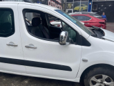 Oto Çıkma Parça / Peugeot / Rifter / Kaporta & Karoser / Sağ Ön Kapı / Çıkma Parça 