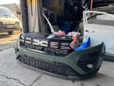 Oto Çıkma Parça / Dacia / Sandero / Tampon / Ön Tampon / Çıkma Parça 