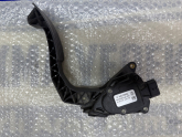 Oto Çıkma Parça / Renault / Symbol / Koltuk & Döşeme / Pedal / Çıkma Parça 
