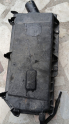 Volkswagen Golf 1997-2004 1.4  Hava Kutusu Filtre Muhafazası dkn