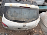 Nissan Qashqai arka bagaj kapağı hatasız