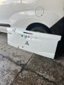 Oto Çıkma Parça / Mitsubishi / L300 / Kaporta & Karoser / Bagaj Kapağı / Çıkma Parça 