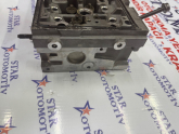 Oto Çıkma Parça / Volkswagen / Passat / Motor / Silindir Kapağı / Çıkma Parça 