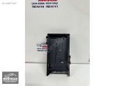 Oto Çıkma Parça / Chrysler / Voyager / Elektrik / Sigorta Kutusu / Çıkma Parça 