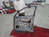Oto Çıkma Parça / Volkswagen / Tiguan / Kaporta & Karoser / Sağ Ön Kapı / Çıkma Parça 
