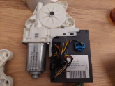 FORD FOCUS C MAX SOL ÖN CAM MOTOR VE KART BEYİN