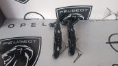 PEUGEOT 208 ARKA TAMPON BRAKETİ SAĞ 9823232480