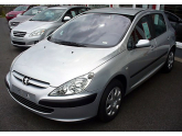Oto Çıkma Parça / Peugeot / 2008 / Far & Stop / Far Camı / Sıfır Parça 