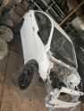 Hyundai accent sağ ön kapı