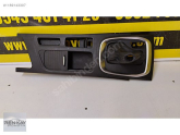 Oto Çıkma Parça / Renault / Megane / Göğüslük & Torpido / Gösterge Çerçevesi / Çıkma Parça 