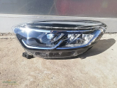 Oto Çıkma Parça / Renault / Captur / Far & Stop / Sol Ön Far / Çıkma Parça 