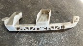 Ford ranger 2010-2012 far bağlantı braketi sağ