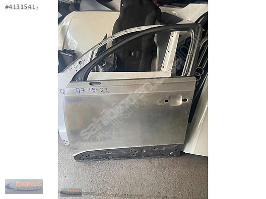 AUDİ Q7 SOL ÖN KAPI 2019-2022