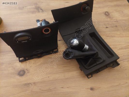 MAZDA 3 VITES CERCEVE VE KULLUK SET ORJINAL