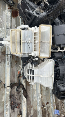 Fiat punto kalorifer kutusu orj cıkma