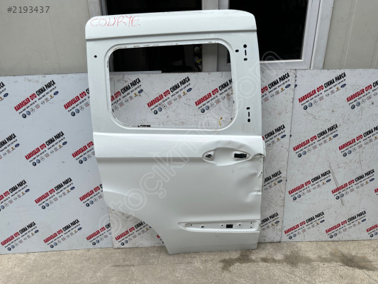 Ford Courier sağ sürgülü Kapı az hasarlı