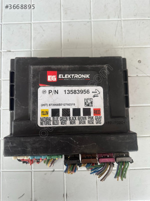 13583956 Opel Astra J BCM Merkezi kontrol Modülü