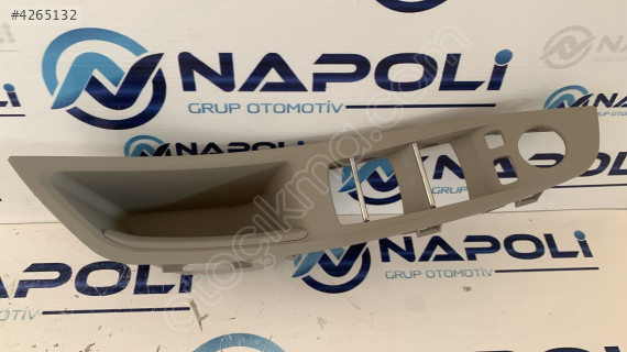 51417225877 BMW 5 SERİSİ F10 F11 CAM DÜĞME ÇERÇEVESİ