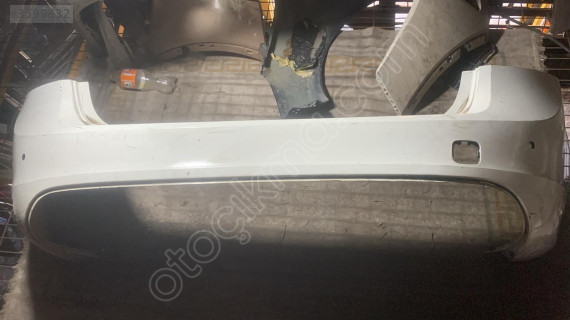 Volvo V60 Modeli İçin Çıkma Arka Tampon Parçası